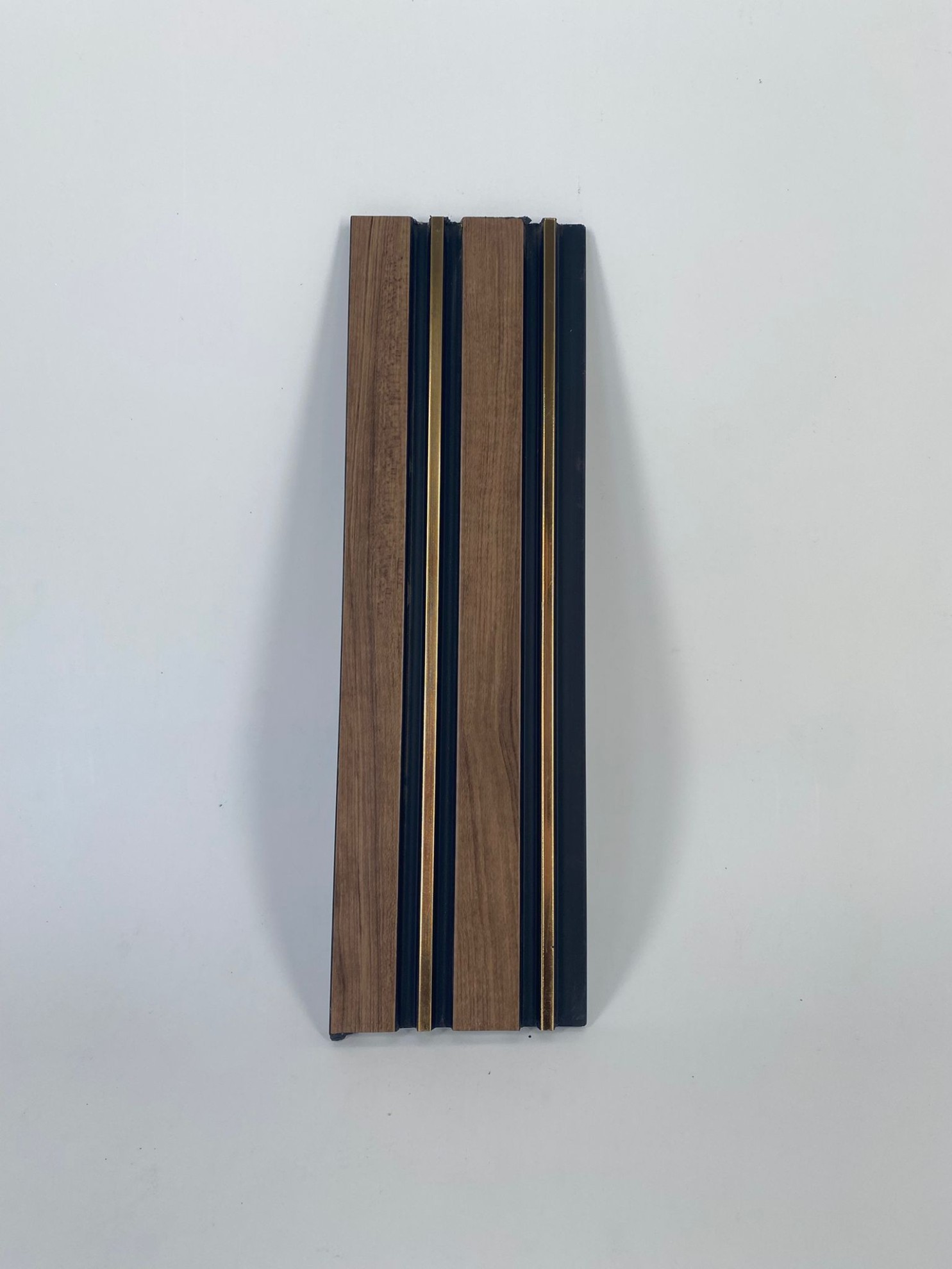 BY-11-Gold Budaklı Kahve Lambri